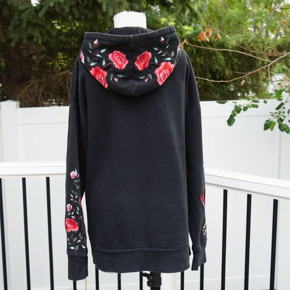 Oversized Rose Embroidered Black Hoodie - Picture 2 of 5